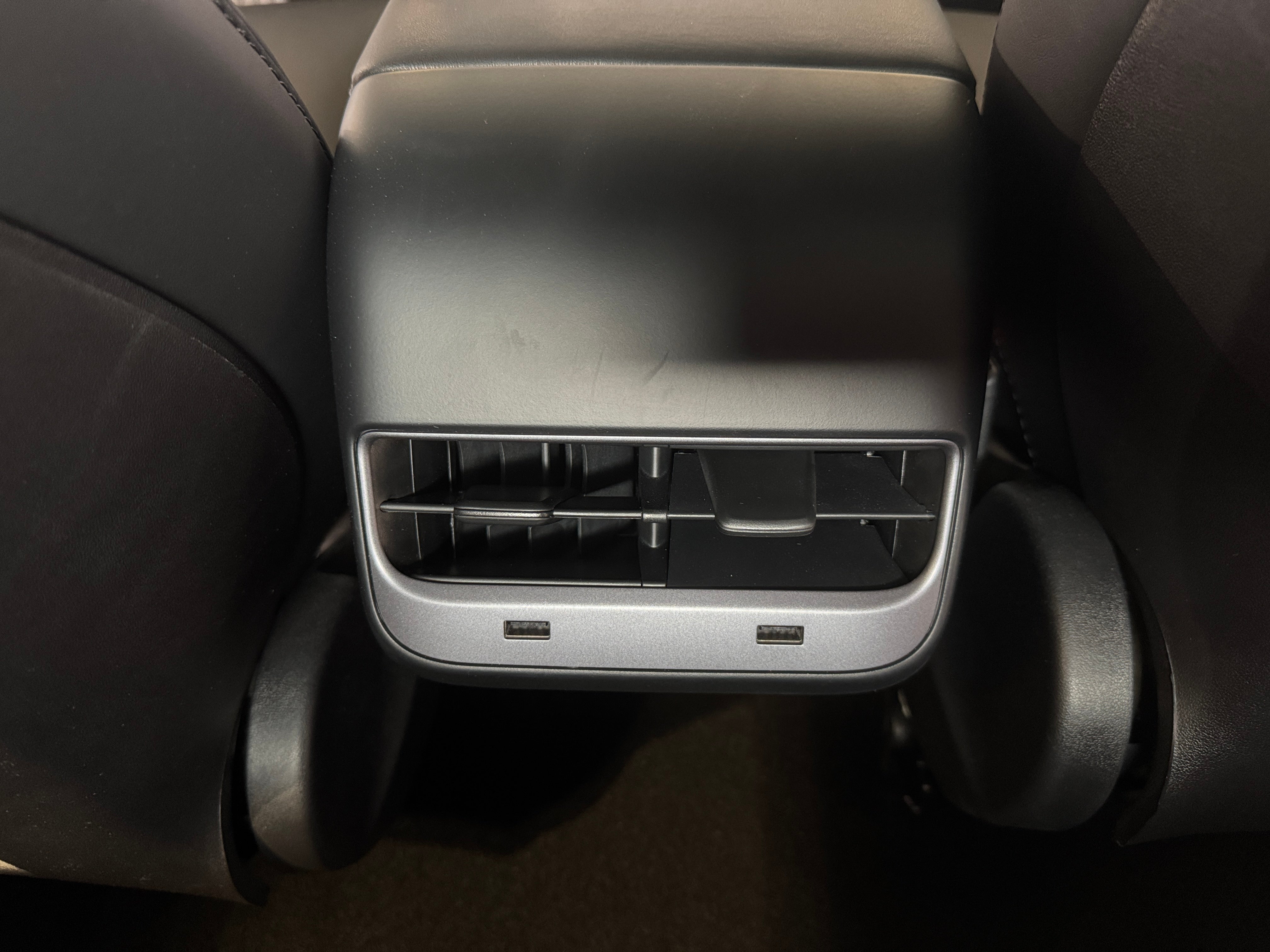 tesla model 3 2019 5YJ3E1EBXKF512349 image tesla model 3 2019 5YJ3E1EBXKF512349 image